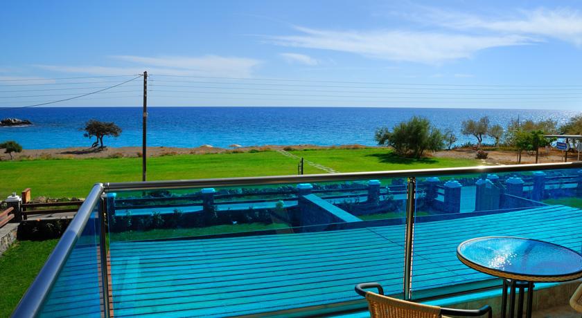 Villa Horizon Line